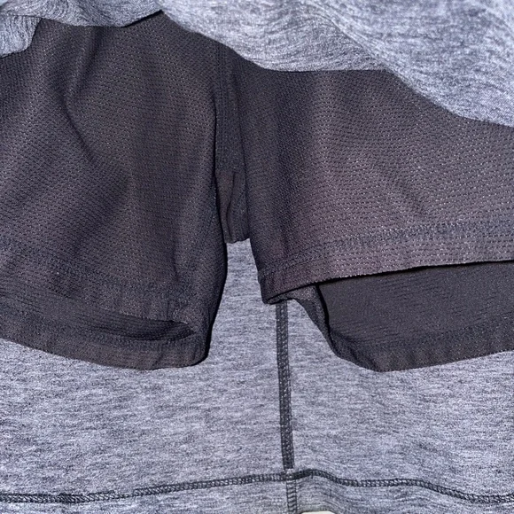 EUC Athleta Excursion Skort Grey Athleisure Activewear Size Small - Picture 5 of 9